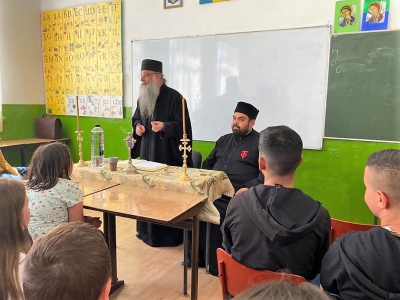 CONFERINȚĂ CU TEMA "RUGĂCIUNEA ÎN VIAȚA MEA " ORGANIZATĂ LA ȘCOALA GIMNAZIALĂ "MIHAI VITEAZU" STREHAIA