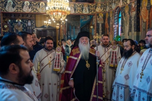Slujire arhierească la hramul bisericii „Sfântul Apostol Andrei” din Drobeta Turnu Severin