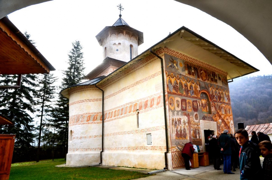 Intâistătătorul eparhei noastre va sluji duminică, 1 martie, la mănăstirea Topolniţa