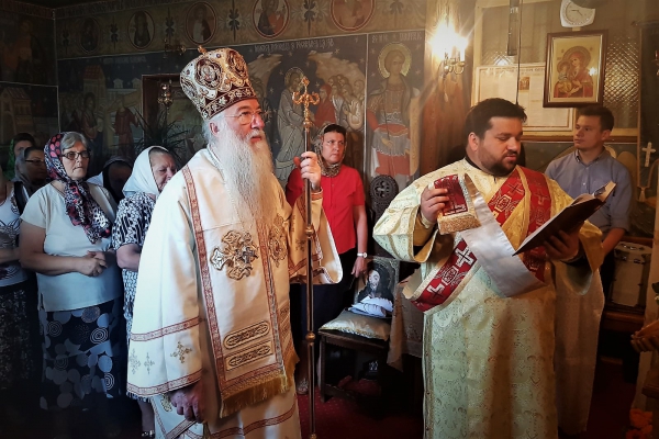 Hramul Paraclisului Sfântul Pantelimon din cadrul Spitalului Județean Mehedinți