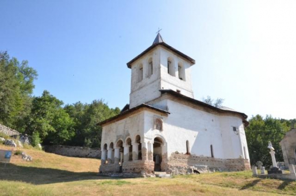 Mănăstirea mehedinţeană Baia de Aramă își serbează joi ocrotitorii