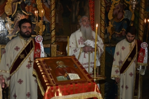 Tismana, veche vatră monahală, a răsunat de glasul colindelor cântate de Corul Kinonia