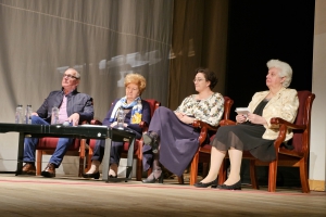 În Sala Mare a Palatului Culturii „Teodor Costescu” avut loc lansare volumelor „Oltenia Mănăstirilor – Istorie, iconografie şi arhitectură”